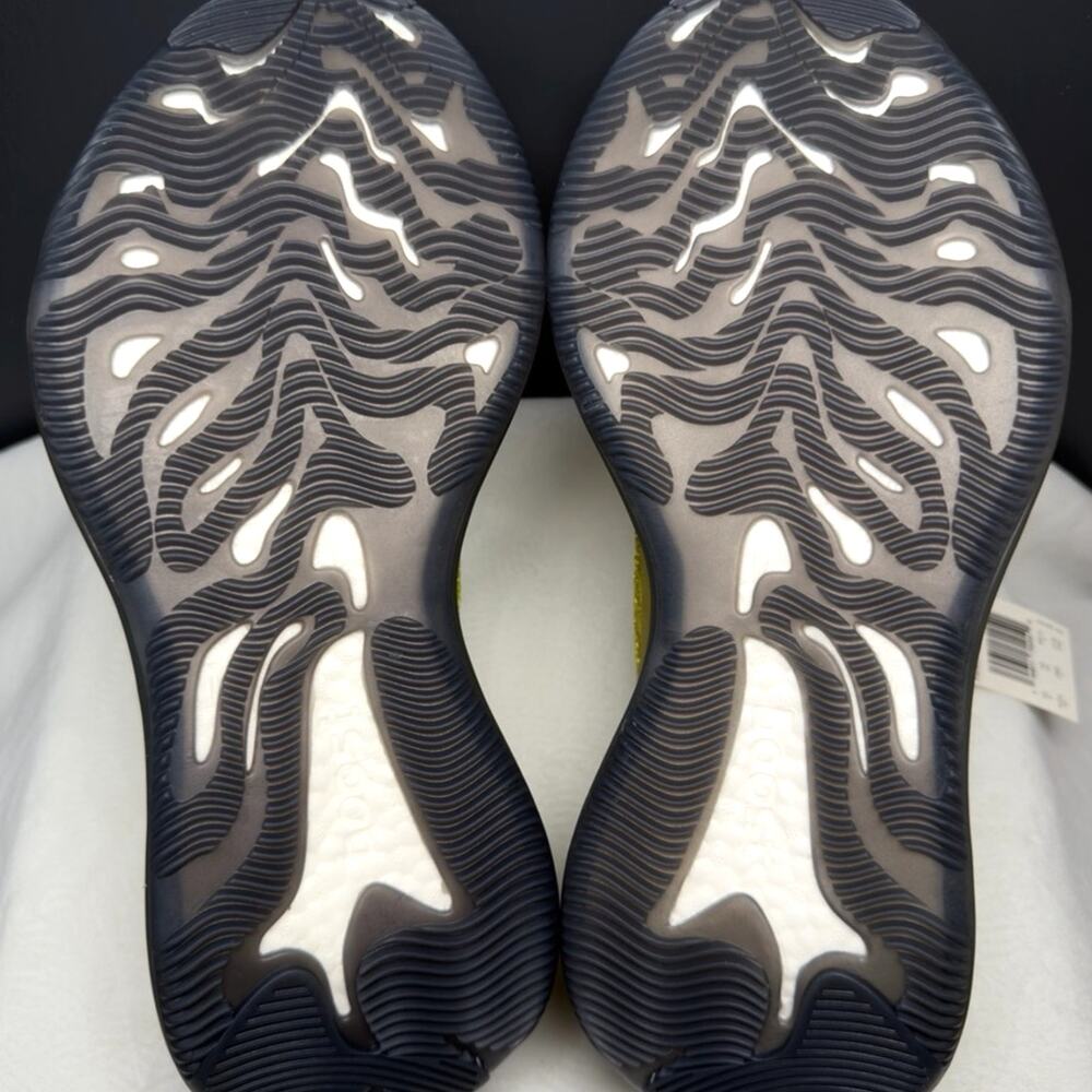 Adidas Yeezy Boost 380 “Hylte” – FZ4990 | 10.5M - Picture 9 of 16